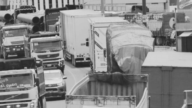 Conductores y Cobradores Paralizan Lima»Siguen Matando a Nuestros Compañeros»