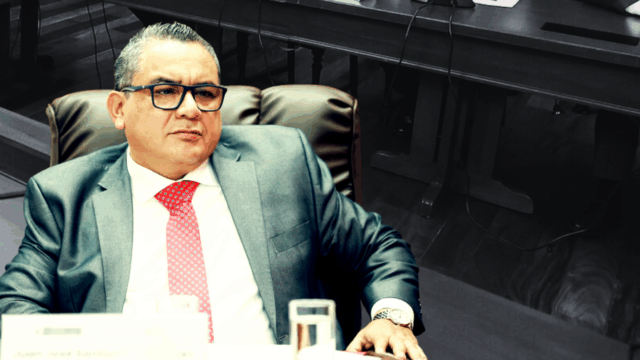 Santiváñez rechaza audios sobre «El Diablo» y denuncia campaña del «sector caviar»
